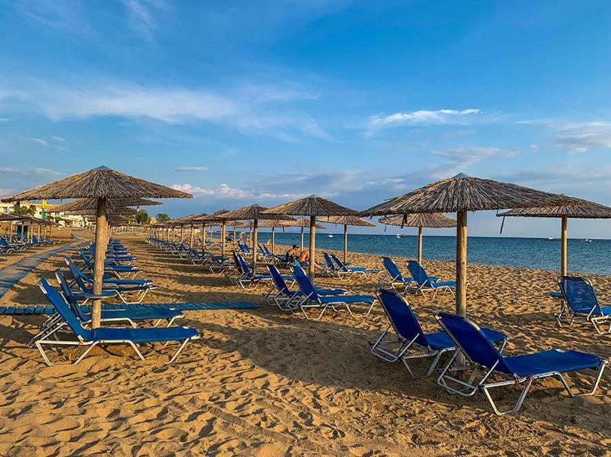 Aris Seaside Issos Beach Agios Georgios  Exterior photo